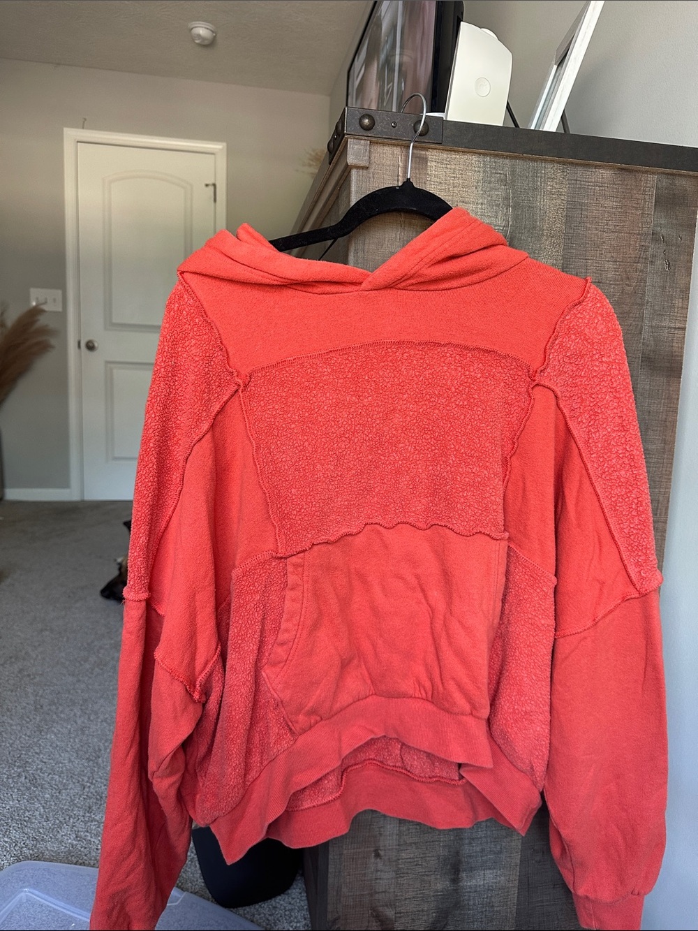 orange american eagle sweatshirt